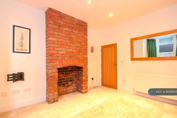 1 Bedroom Flat To Rent In Stapleton Road, Bristol, BS5