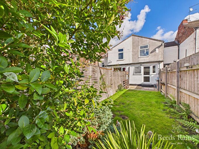 2 Bedroom Terraced House For Sale In Durham Street, Hull, East Yorkshire, HU8