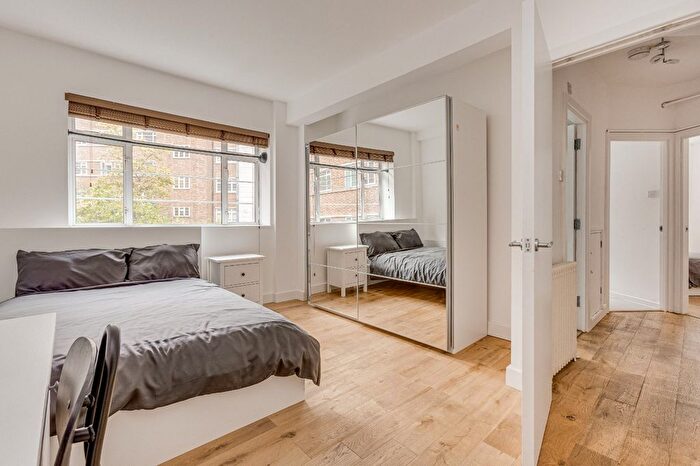3 Bedroom Flat To Rent In West Kensington Court, Edith Villas, W14