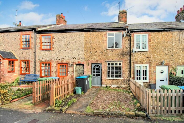 2 Bedroom Terraced House To Rent In London Road, Markyate, Markyate, AL3