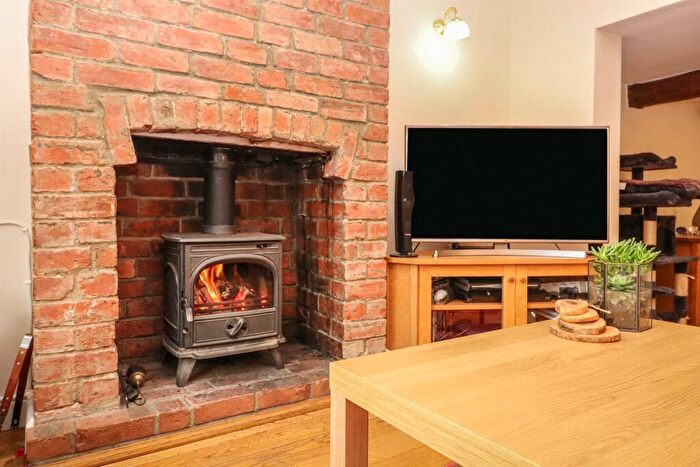 3 Bedroom Detached House For Sale In North Street, Middle Rasen, LN8