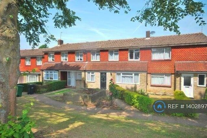 3 Bedroom Terraced House To Rent In Long Walk, Epsom, KT18