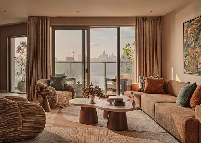 2 Bedroom Flat For Sale In Seven, Southbank Place, SE1