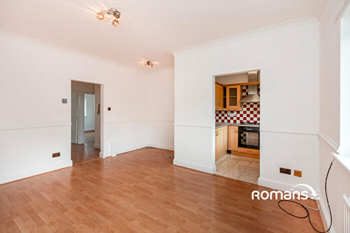 2 Bedroom Flat To Rent In Falkners Close, Fleet, Hampshire, GU51