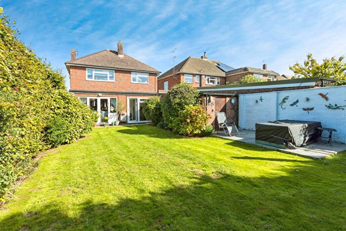 3 Bedroom Detached House For Sale In Ryecroft Drive, Horsham, RH12