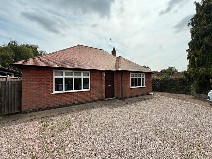 3 Bedroom Bungalow To Rent In Staythorpe Road, Rolleston, Newark, NG23