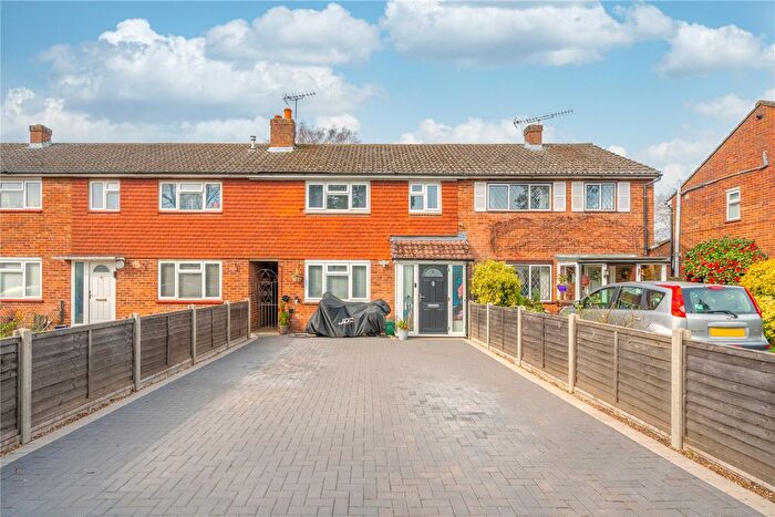 3 Bedroom Terraced House For Sale In Ottershaw, Chertsey, Surrey, KT16
