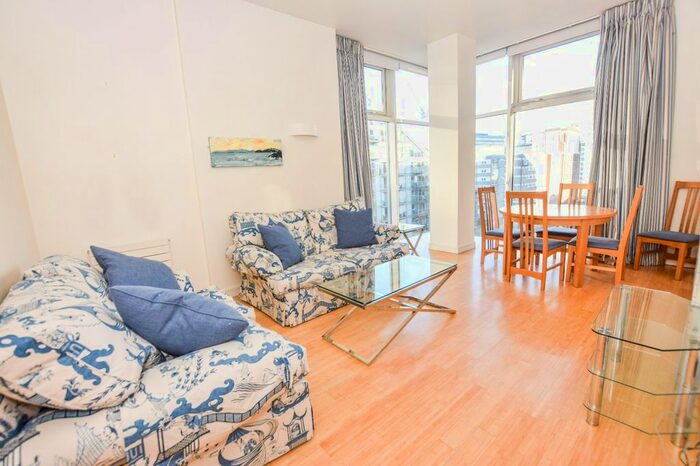 2 Bedroom Flat To Rent In Century Buildings, St. Marys Parsonage, Spinningfields, Manchester, M3