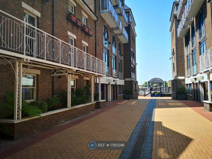 4 Bedroom Terraced House To Rent In Coral Row, London, SW11