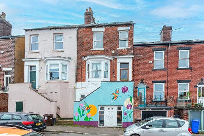 5 Bedroom Terraced House For Sale In Ratcliffe Road, Sharrowvale, S11