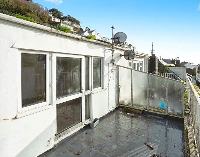 2 Bedroom Flat For Sale In Flat Polkirt, Castle Street, Looe, Cornwall, PL13