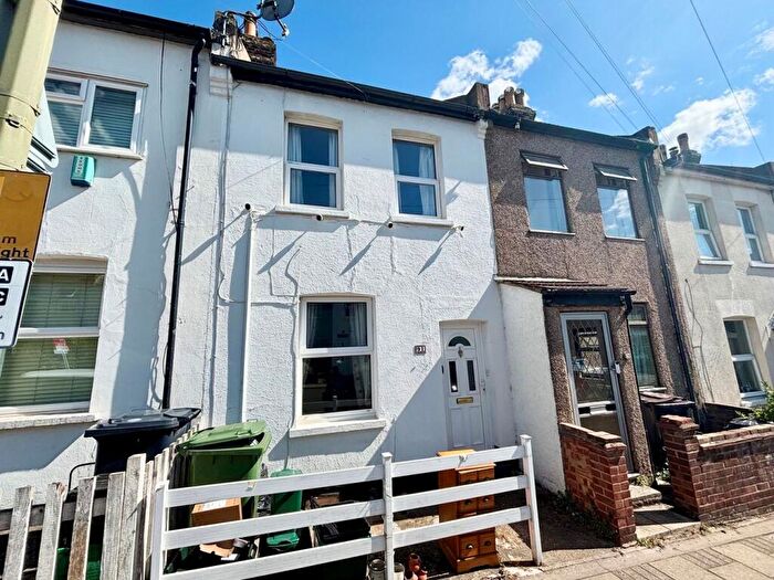 3 Bedroom Terraced House For Sale In Canon Road, Bromley, BR1