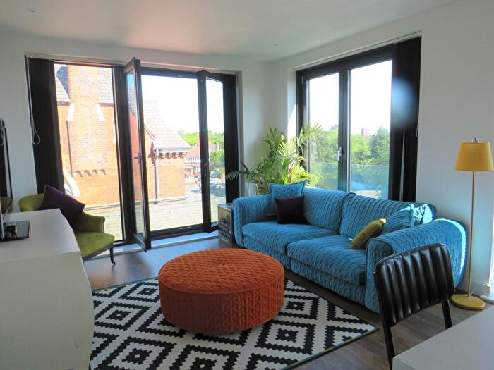 2 Bedroom Flat To Rent In King Edwards Square, The Sutton, B73