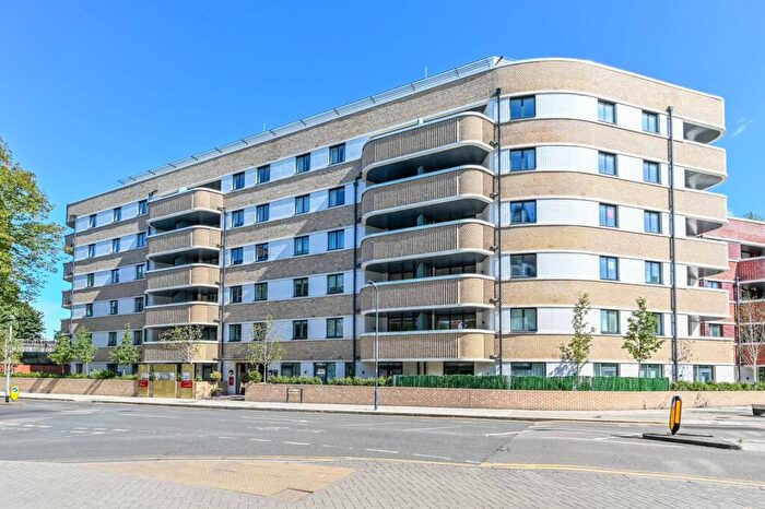 2 Bedroom Flat For Sale In Clifton Mansions, Willesden Green, NW2