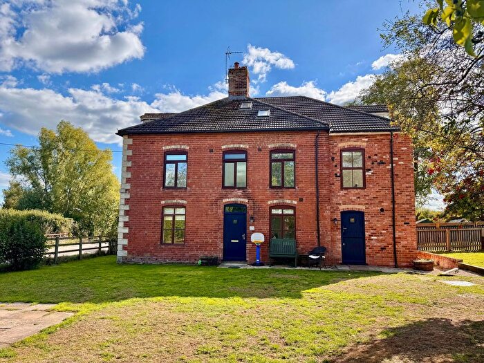 4 Bedroom Semi-Detached House To Rent In Bridgend, Eldersfield, Gloucester, Gloucestershire, GL19