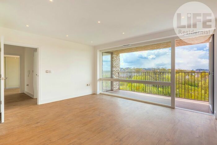 2 Bedroom Flat To Rent In Bodiam Court, Lakeside Drive, Park Royal, London, NW10