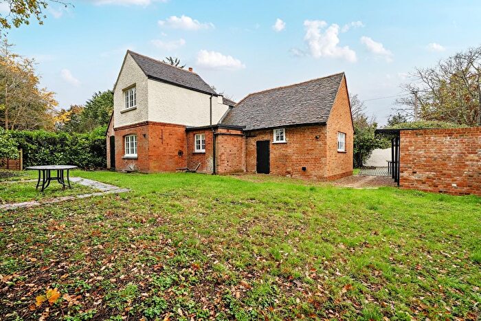 2 Bedroom Semi Detached House To Rent In Common Road, Eton Wick, Windsor, SL4