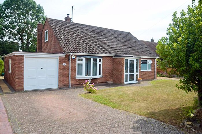 5 Bedroom Chalet For Sale In Arundel Road, Hartford, PE29