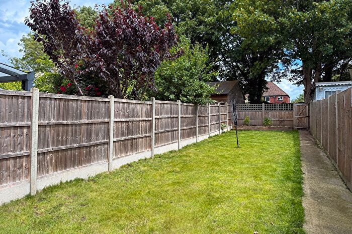 3 Bedroom Terraced House To Rent In St Philip's Avenue, Maidstone, ME15
