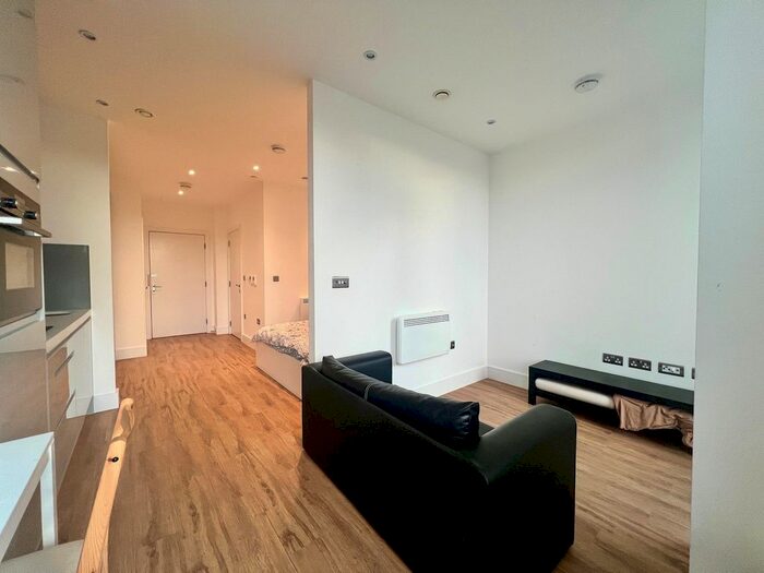 1 Bedroom Studio To Rent In West Gate, London, W5