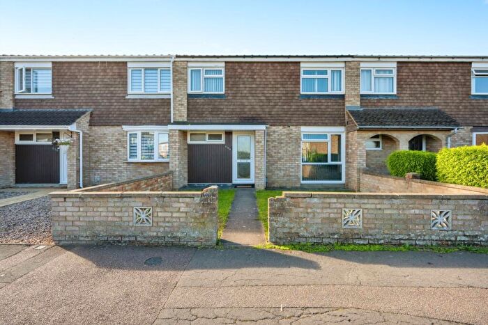 3 Bedroom Terraced House For Sale In Needwood Road, Bedford, Bedfordshire, MK41