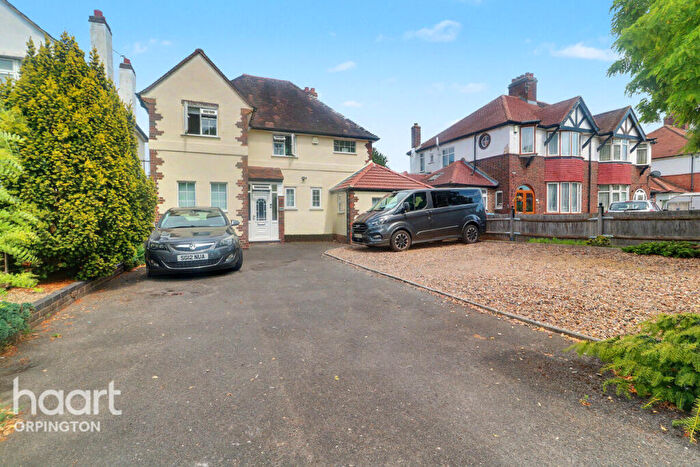5 Bedroom Detached House For Sale In Mottingham Road, London, SE9