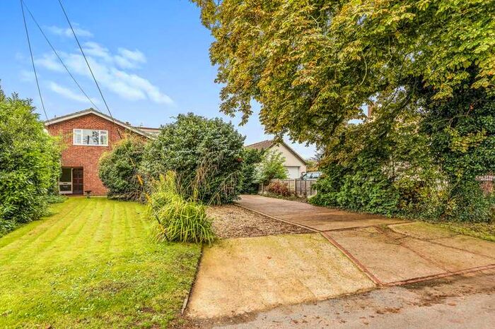 4 Bedroom Detached House For Sale In Chestnut House, Bell Road, Rockland St. Peter, Attleborough, Norfolk, NR17