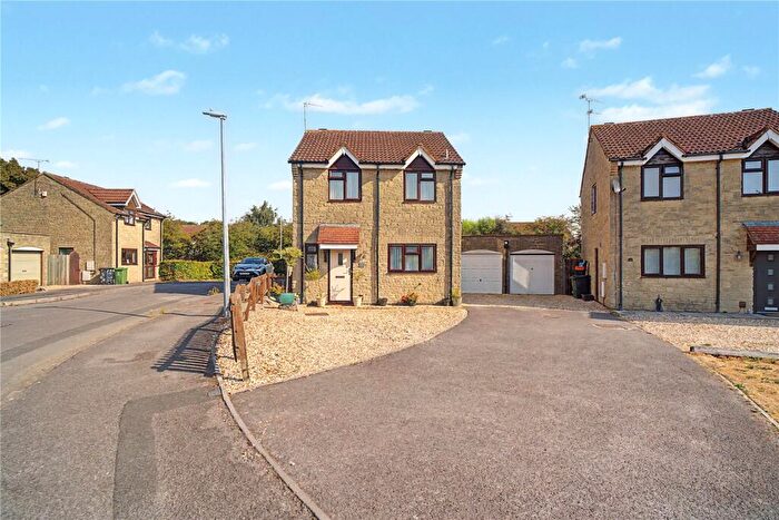 3 Bedroom Detached House For Sale In Melfort Close, Sparcells, Swindon, Wiltshire, SN5