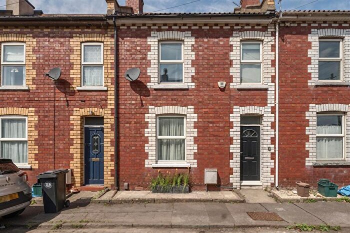 3 Bedroom Terraced House For Sale In Mendip View Avenue, Fishponds, Bristol, BS16