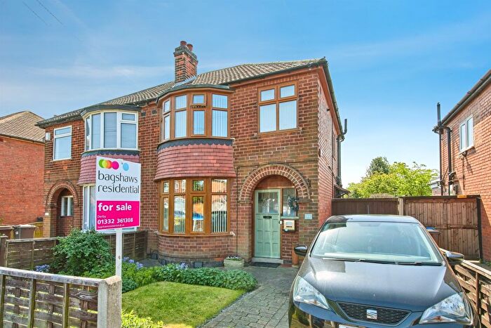 3 Bedroom Semi Detached House For Sale In Boulton Drive, Alvaston, Derby, DE24