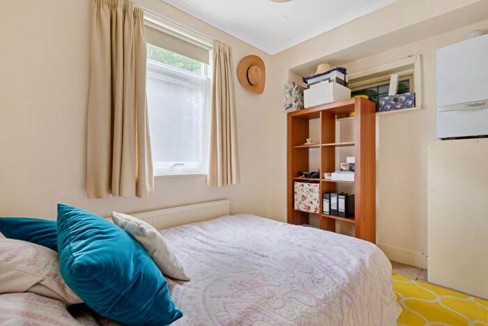 2 Bedroom Bungalow To Rent In The Ridgeway, Walton-On-Thames, KT12