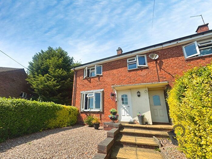 3 Bedroom End Of Terrace House For Sale In Copse Road, Dudley, West Midlands, DY2