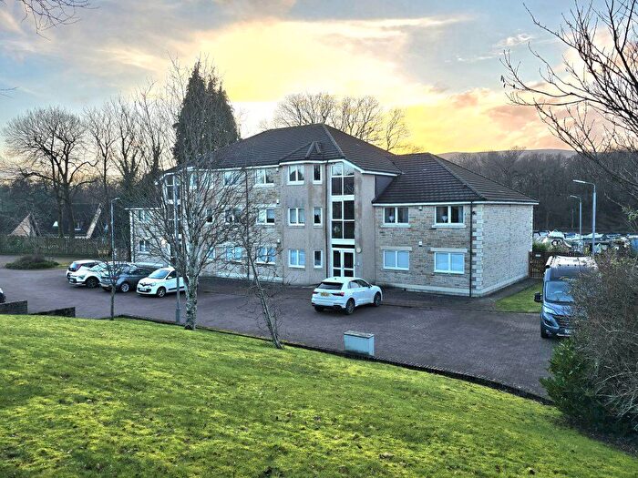 2 Bedroom Flat To Rent In Lennoxbank House, Balloch, G83