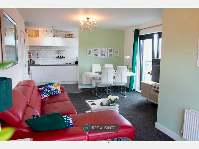 2 Bedroom Flat To Rent In Hogg Lane, Grays, RM17