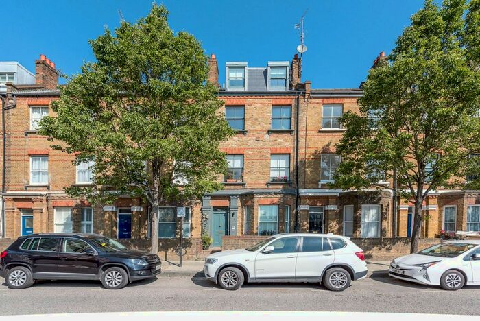 2 Bedroom Flat To Rent In Lots Road, Chelsea, London, SW10