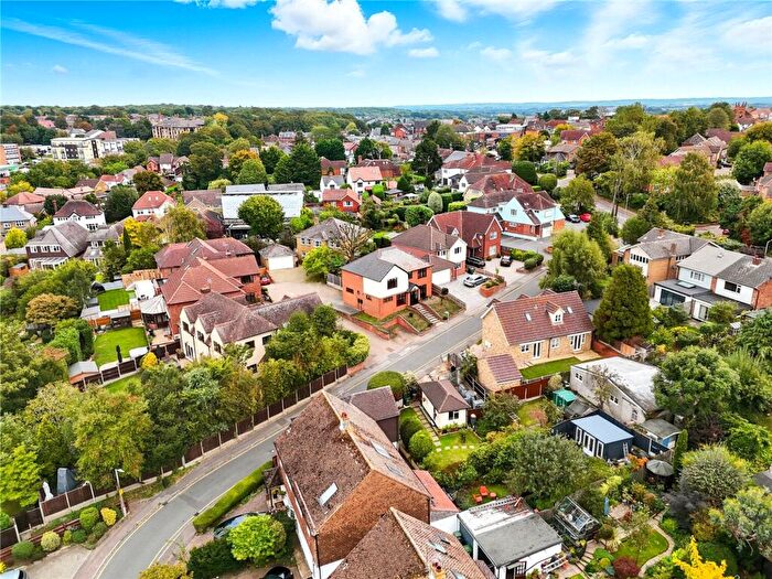 4 Bedroom Detached House For Sale In Summerdale, Billericay, CM12