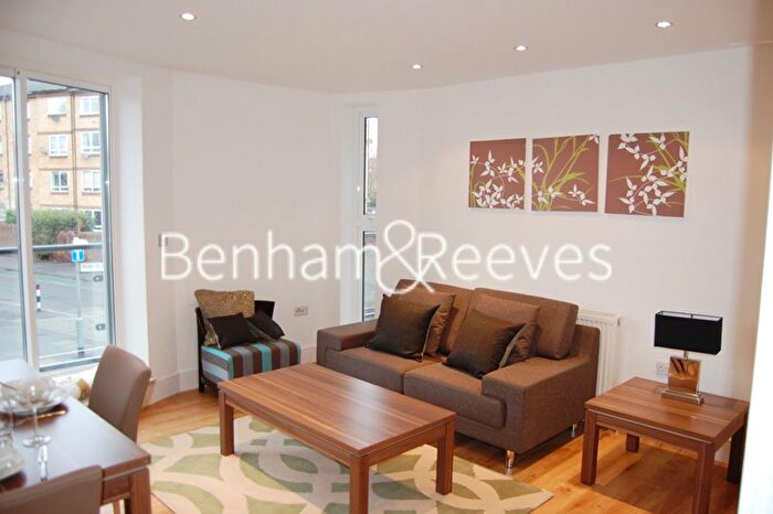 2 Bedroom Flat To Rent In Rowcross Street, Southwark, SE1