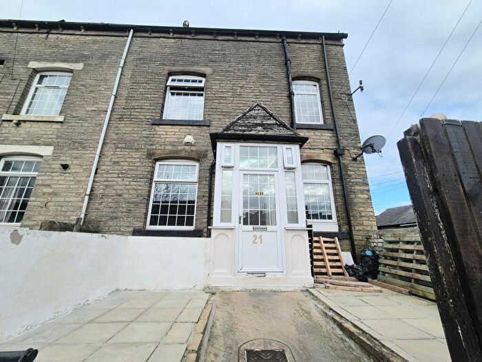 3 Bedroom Terraced House To Rent In Kingsley Place, Halifax, HX1