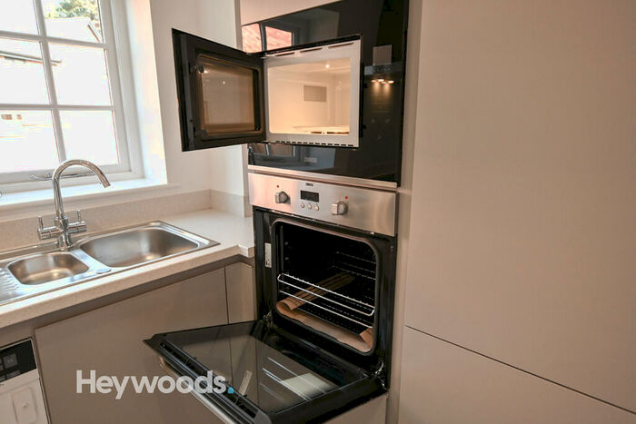 2 Bedroom Cottage To Rent In Willow Cottage, Hawthorn House, Keele, Newcastle-under-Lyme, Staffordshire, ST5