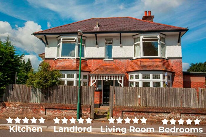 6 Bedroom Detached House To Rent In Winton Student House *** Edgehill Road *** - See Video Tour, BH9