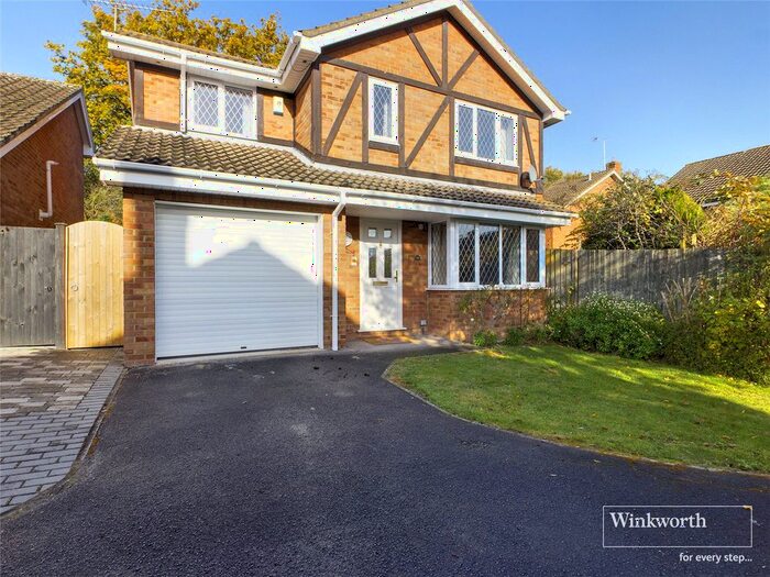 4 Bedroom Detached House To Rent In Fletcher Gardens, Bracknell, RG42