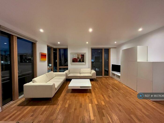 2 Bedroom Flat To Rent In Island House, London, E3