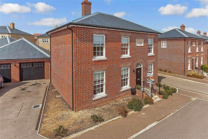 4 Bedroom Detached House For Sale In Buzzard Drive, Whitfield, Dover, Kent, CT16