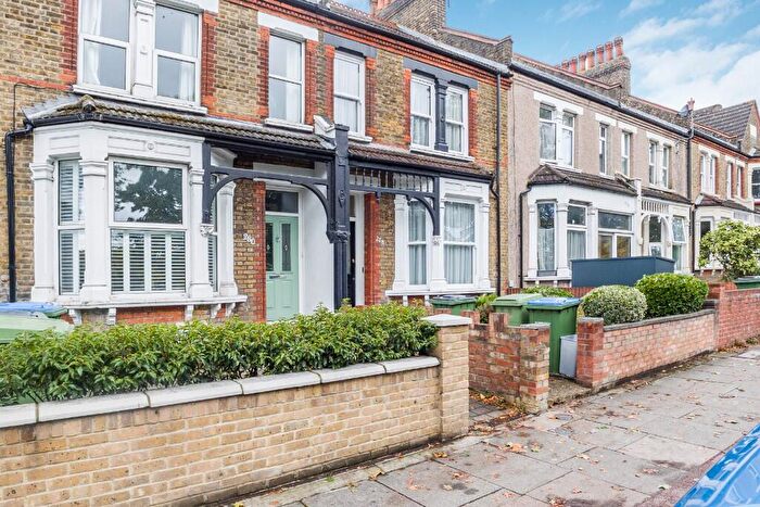 4 Bedroom Terraced House For Sale In Plumstead Common Road, London, SE18