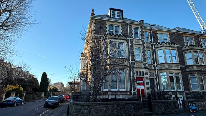 2 Bedroom Flat To Rent In College Road, Clifton, Bristol, BS8
