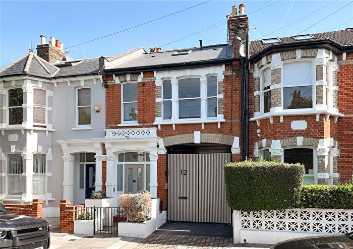 2 Bedroom Flat For Sale In Tilton Street, London, SW6