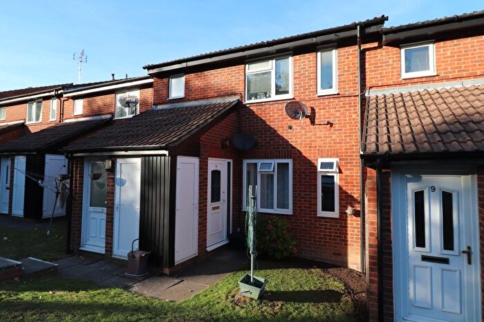 Studio To Rent In Bevelwood Gardens, High Wycombe, HP12