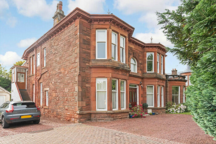 3 Bedroom Detached House To Rent In St Andrews Drive, Pollokshields, Glasgow, G41