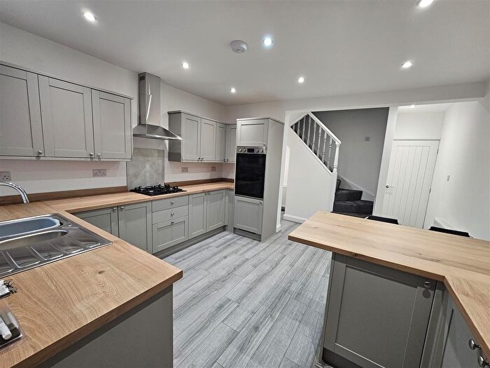 3 Bedroom Semi Detached House To Rent In Mansfield Road, Selston, Nottingham, NG16