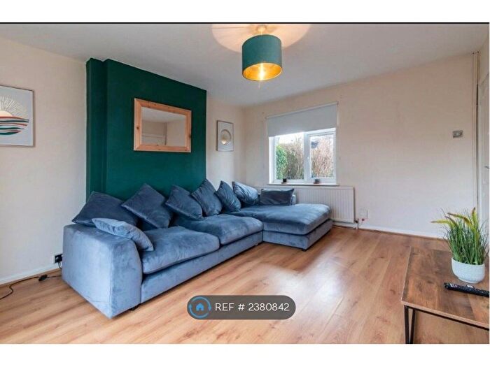 3 Bedroom Semi-Detached House To Rent In Hucknall Lane, Nottingham, NG6